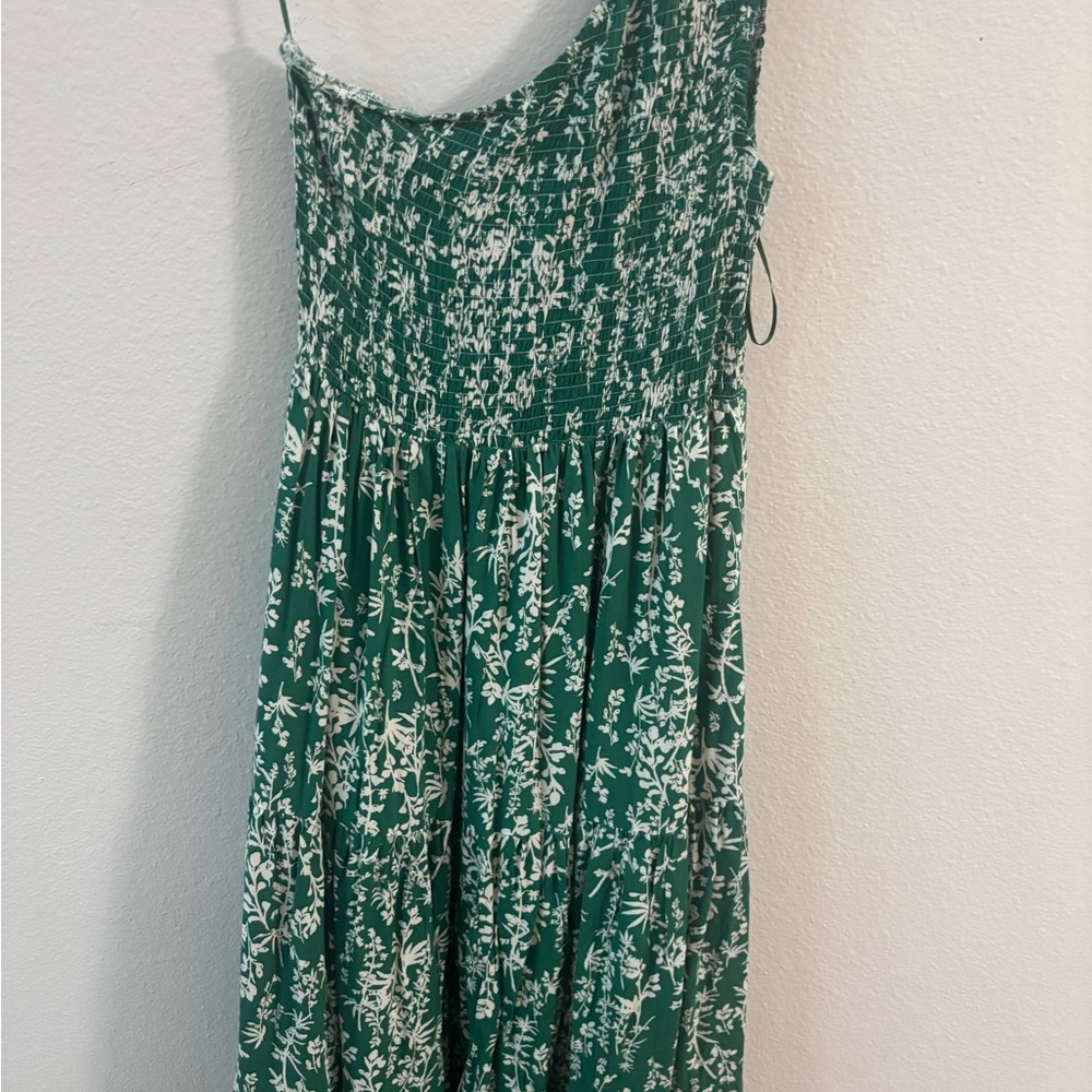 Iris Maxi One-Shoulder Floral Dress – Size Medium – Green